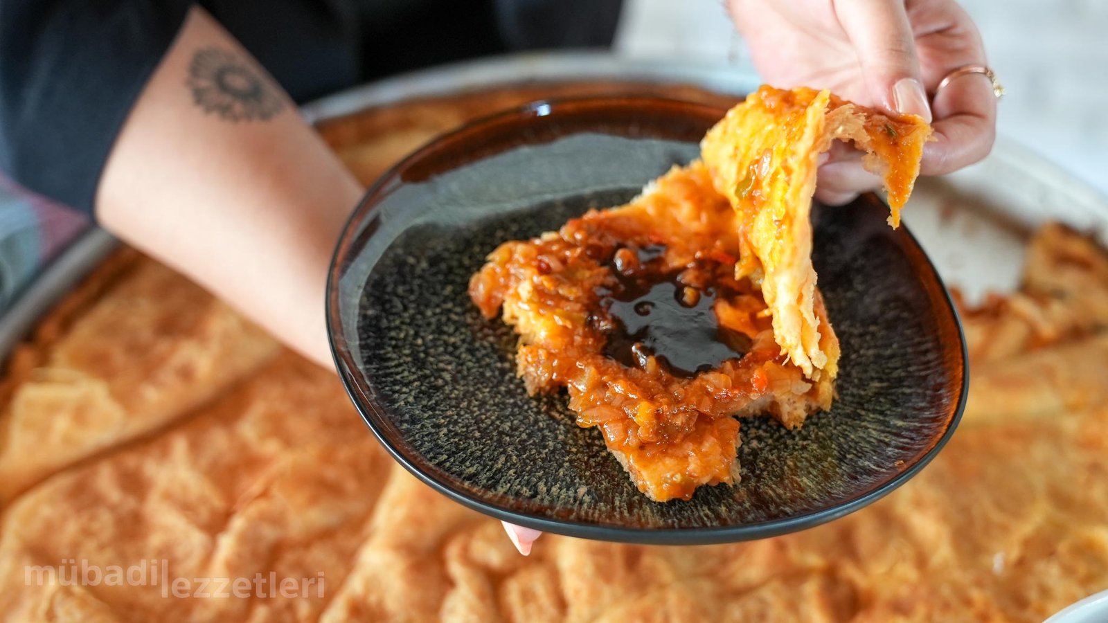 Mayalı Soğan Böreği